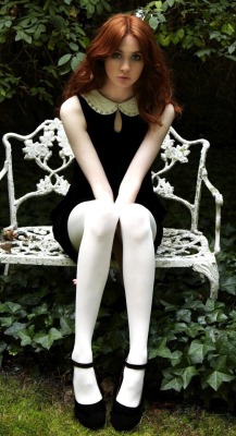 loungeoflust:  letzbfriends:  Karen Gillan   Sigh….