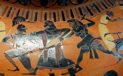 Heracles (right) pursues Ares’ son Cycnus (left in the center, Zeus attempts to separate the combata