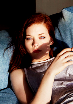 hermione:  Jane Levy photographed by Thomas porn pictures