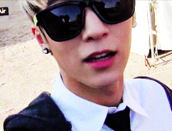 idol-obsessions:  You beautiful human being. 