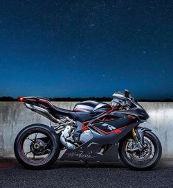 motorcycles-and-more:   MV Agusta F4 RR
