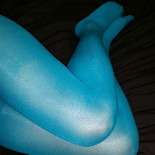 herhosiery:  Blue tights! = ) #tights #pantyhose adult photos