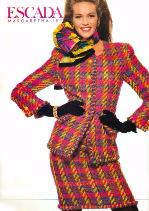 circa 92’ Escada campaign (a rare find via the fashion spot forum below). Does anyone else get a Bar
