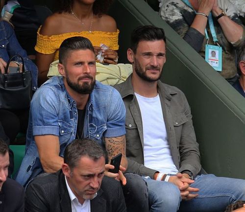   Olivier Giroud, Hugo Lloris and Bafé Gomis in Roland Garros   ©️ KCS Presse