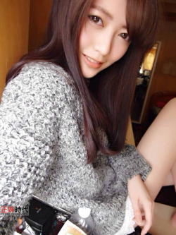 cutiespress:   Brindy Huang Beautiful Taiwanese model that’s too adorable FOLLOW HER Cuties Generation - http://cutiesgeneration.com 