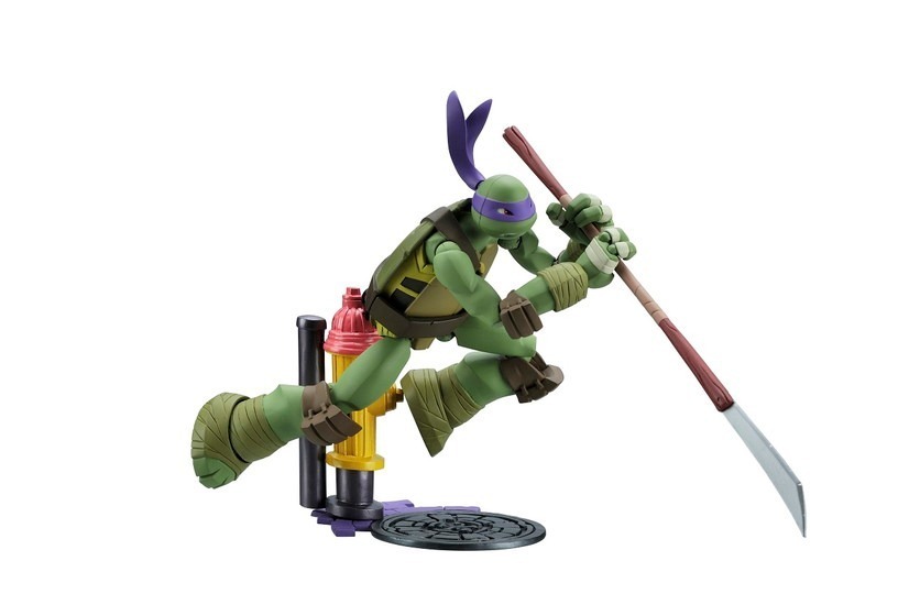 zimmertw:   リボルテック レオナルドhttp://www.hobbystock.jp/item/view/hby-acf-00004583