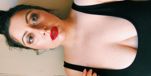 elizabethaloves: