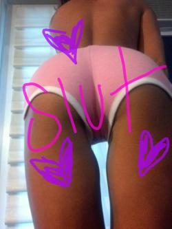 Akiraluv80:  If You Love Me Go Vote For Me On Twitter! Best Ass Avi Hunt Contest.