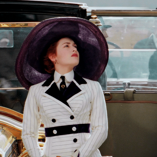 you can always find me in the drift — TITANIC costumes appreciation: ― Rose's  boarding