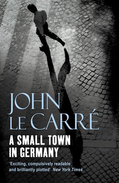 Ле карр джорджия. В одном немецком Городке Джон Ле Карре книга. Обложка книги John le Carre.