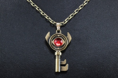 XXX gamerfashion101:  Small Key Necklace and Boss photo