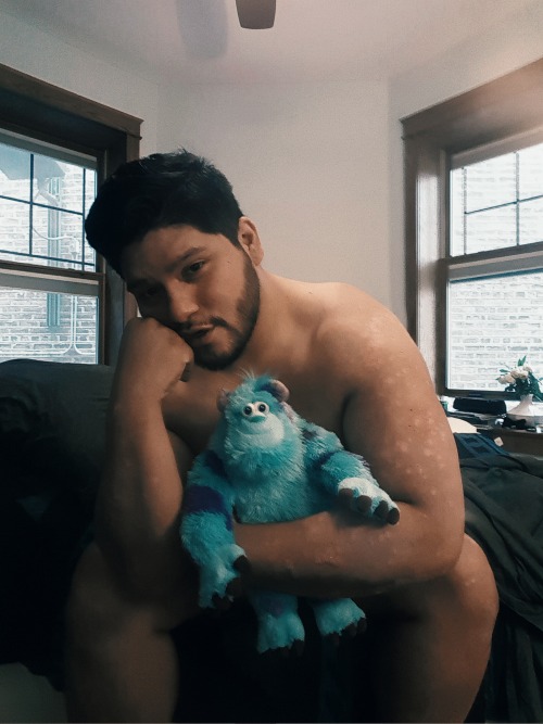 sergethecurious:  Sully & I #ButchLittleBear