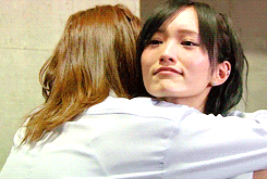 missarabbit: bananamina: sae comforting sayanee after her graduation announcement.