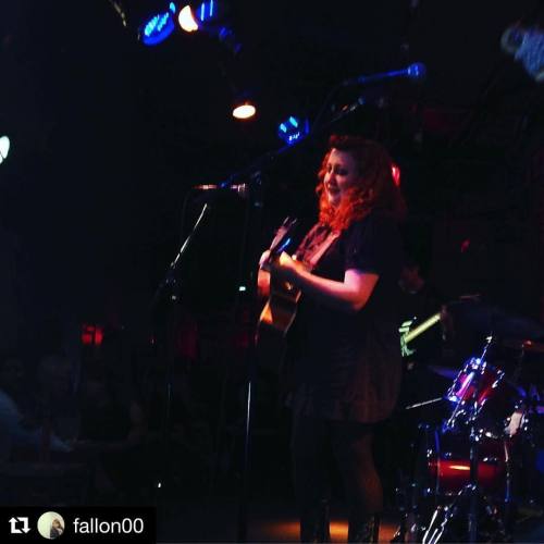 Dreamy pic from a great show at #thebitterend, thanks @fallon00 & everyone who came out! XX ・・・ 