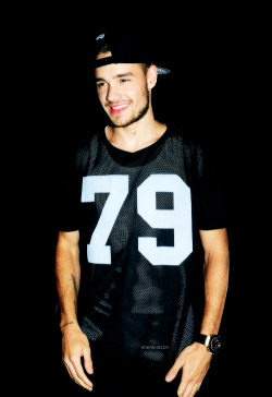 welcomecupcake:  Liam ♡  