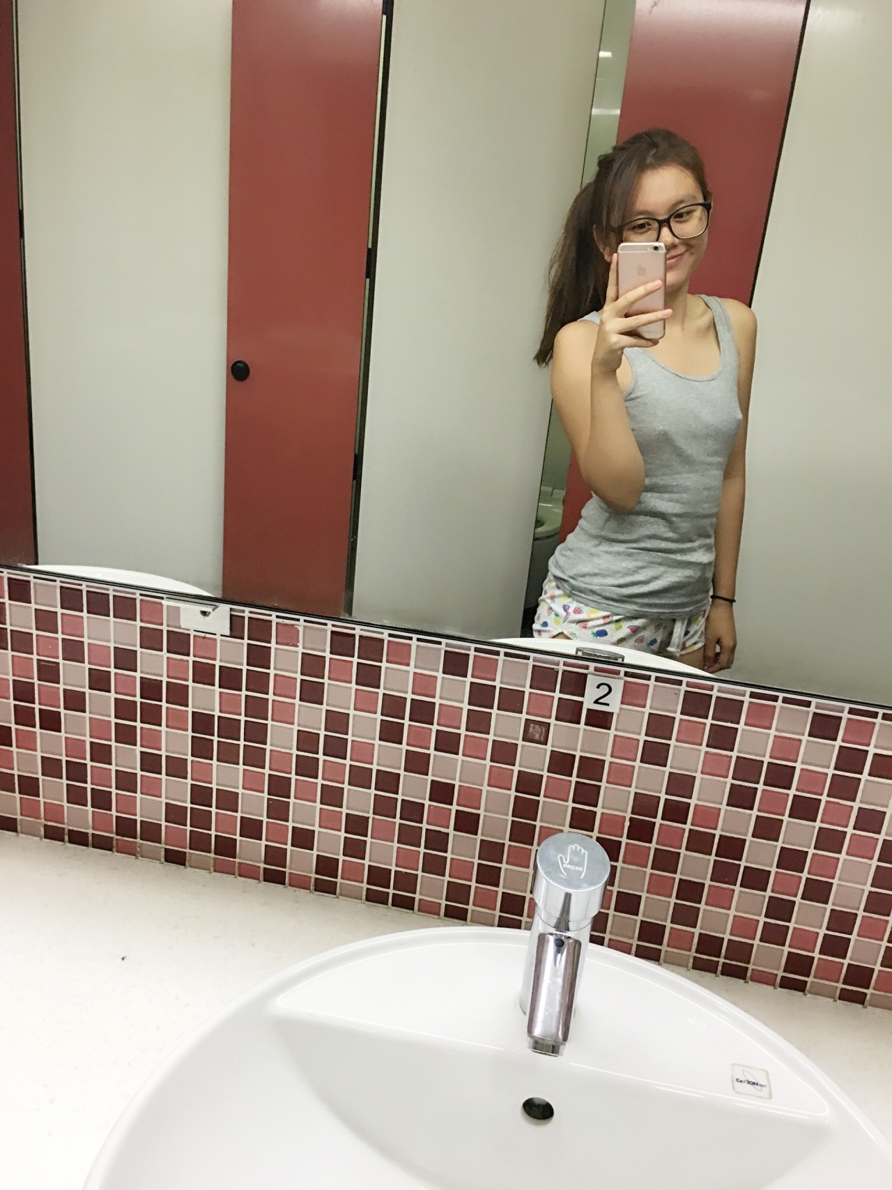 sg-sext-erotica:  singapuraeyecandies:  1) Follow @whinybxtch on Tumblr  2) Compliment
