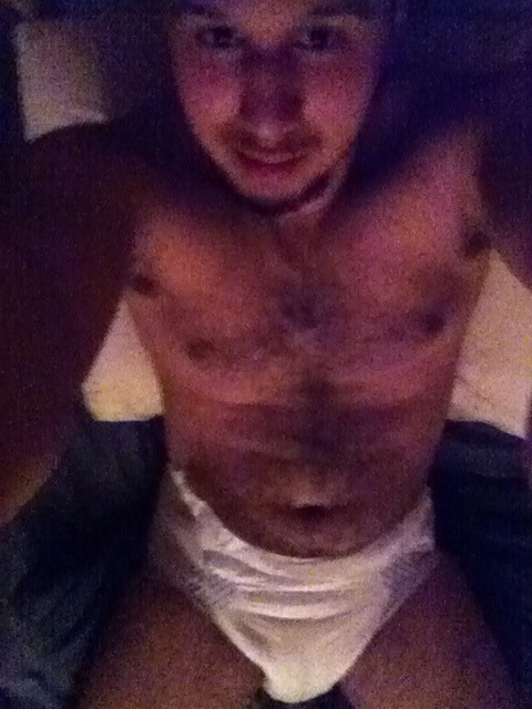diapersforlife:  I got bored last night.  HOT!