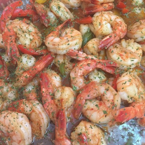 afro-arts:  charlessnackshack.com // IG: charles_snackshack  Miami, FL