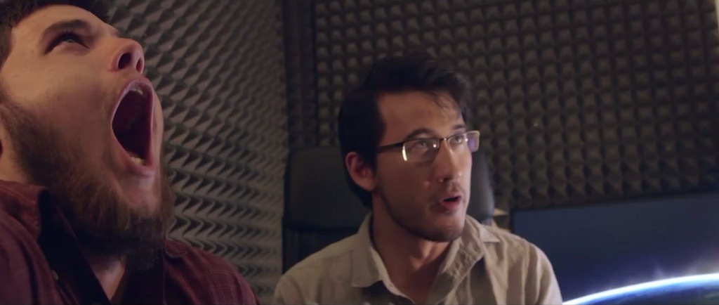 koastudio:Look at Mark’s face. Such a cutie.   I&rsquo;m more focused on Ryan&rsquo;s