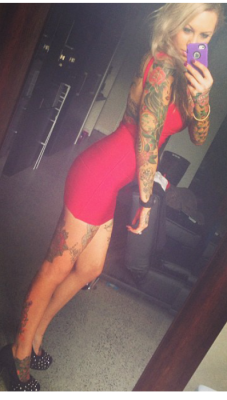 slutsinmydreams:  Sexy fuckin ink. Sexy fuckin dress. Priceless.