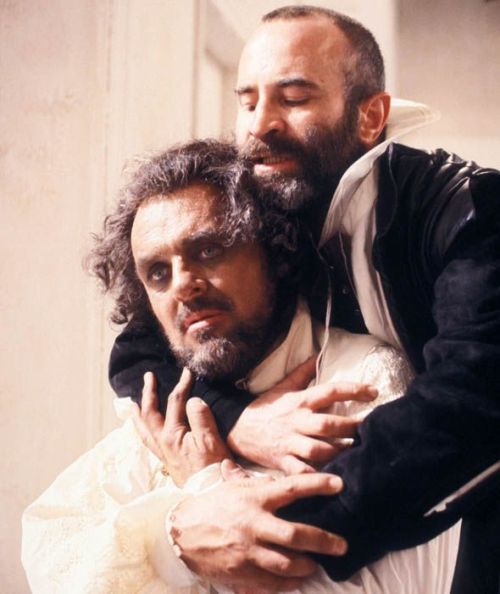 siranthonyhopkins:Anthony Hopkins and Bob Hoskins in Othello (1981)