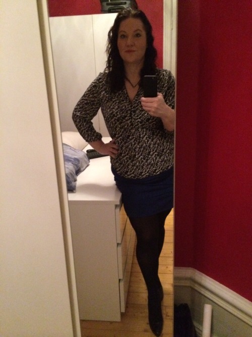 Christmas Mother Of The Year?  Waiting For Hubby To Get Home with Three Mens Cum Inside.