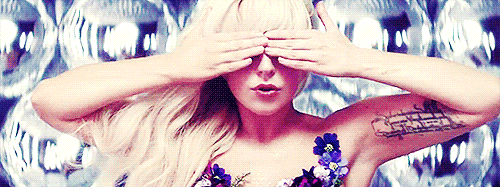 heavyfrolover:  Free my mind ARTPOP. You make my heart stop!. 
