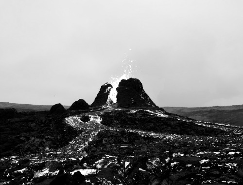 maxsix:Volcanic eruption at Geldingadalir, Fagradalsfjall in Iceland | Original photography by Toby 