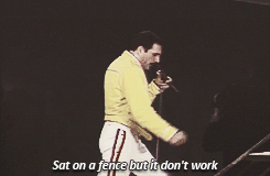davidrbowie:      Queen perform ‘Under Pressure’ live at Wembley Stadium (1986)     