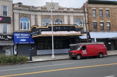 Posted @withregram • @nyc.beforeandafter #tb 1941 & today: The west side of Hillside Ave, just north of Myrtle Ave in Richmond Hill, Queens..The beautiful building in the old photo is the former RKO Keith’s Theater, not to be confused with the