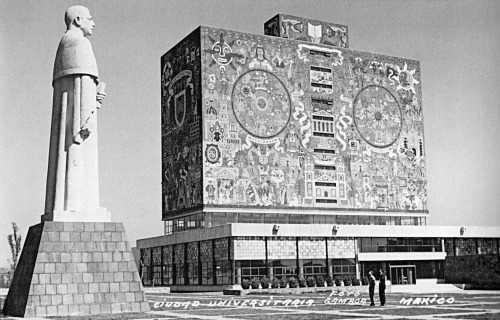 unavidamoderna: Biblioteca Central, Ciudad Universitaria (UNAM), Ciudad de México 1954 Escultura de Miguel Alemán Valdez  por Ignacio Asúnsolo Arqs. Juan O’Gorman, Juan Martínez de Velasco y Gustavo Saavedra Foto. Gamboa Central Library, Ciudad