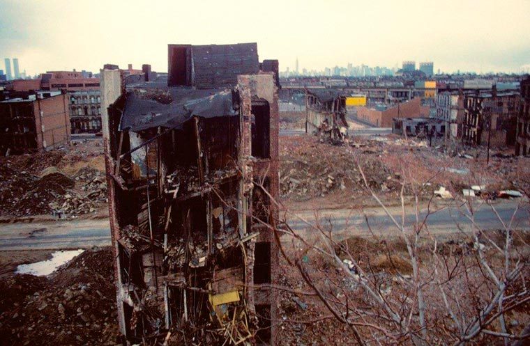 themaninthegreenshirt: New York in the 1980s – The apocalyptic photographs of Steven