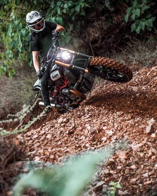 caferacersofinstagram: @matty_mac makes scrubbin’ a 550 pound Indian FTR look effortless . Photo by