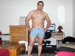 stocky-men-guys:  chubsandchubs:  De madera.  Big, strong and sexy menStocky Men &amp; Guys