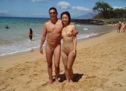 nudeposes:  Nude Beach Shot: http://nudebeachshot.tumblr.comtumblr batch upload bloadr.com (FB)
