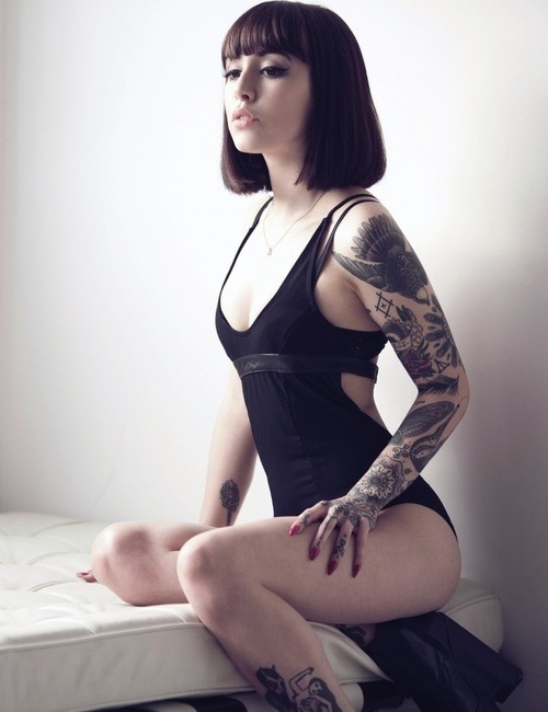 altmodelgirlcrush:   Hannah Snowdon 