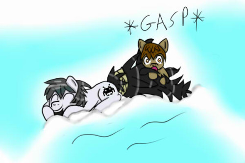 inqusitivecolt:  IC: I thought I was gunna die for a l’il bit, so buried and lost in the snow T_T!  But this nice colt dug me out, I think it was by accident, but I really appreciate it!  He’s so soft and snugly. (IC mod:  Heya all, the previous