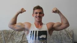  Alex Ridgley |   @Defqonvegan  Vegan Natural Bodybuilder On Youtube[This And More