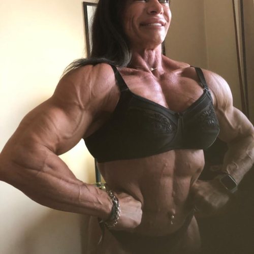 Porn photo beachmuscle:madmuscle:💪MUSCLE SUPREME💪Build