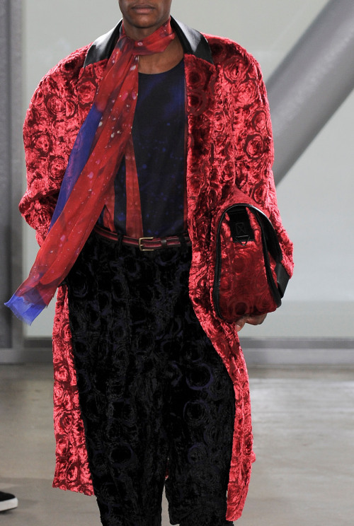 monsieurcouture:  Issey Miyake F/W 2015 Menswear Paris Fashion Week