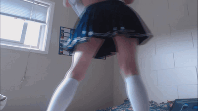 Porn subbii:  Here is a schoolgirl gifset to celebrate photos