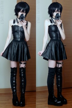 anzujaamu:  All black!New outfit post is up here~!You can find the links for all the items in it! ; u ; 