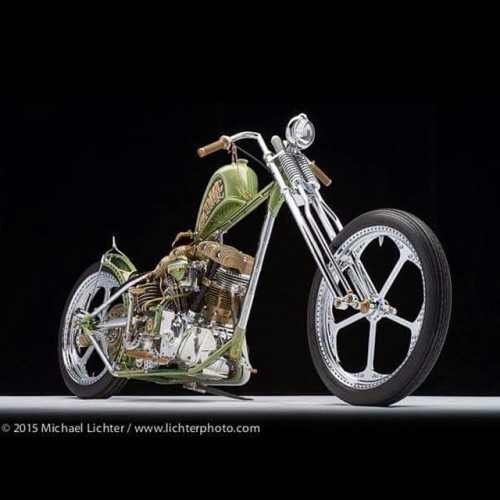 Awesome chop that we’ve seen at a ton of shows from @rkbkustomspeed! #motorcycles #chopper #cl