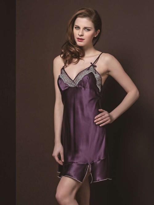 silksleepwear: Satin chemise