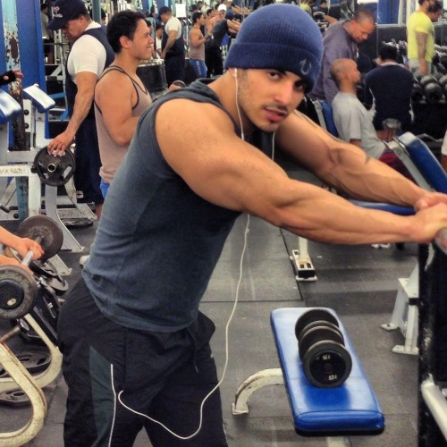 bxsexylatino:  Saury the sexiest man in NYC!!!