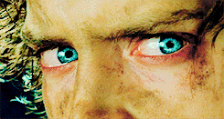 lotrlorien:  For like a shaft, clear and cold, the thought pierced him that in the end the Shadow was only a small and passing thing: there was light and high beauty for ever beyond its reach 