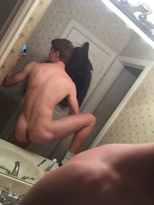 Gay Male Porn Pics