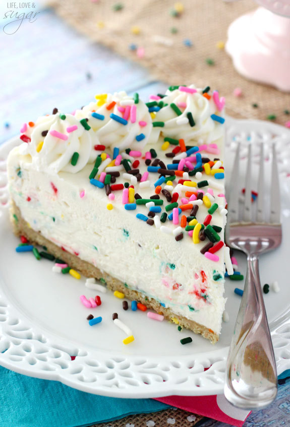 nom-food:  No bake funfetti cheesecake