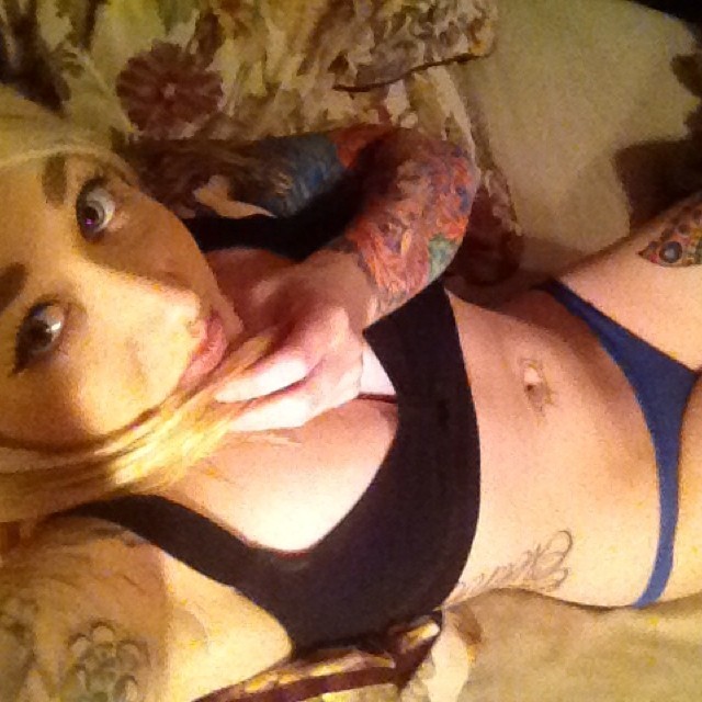 bellazombie:  Own these dire nights, own their seething lies .. Goodnight IG ✌️🌙💤