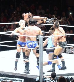 rwfan11:  …my mind can run to naughty places with Mason Ryan having his hand around Dolph’s throat like that! …..looks like Kofi is enjoying it too! :-) #HOTfanficMaterial